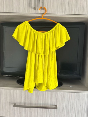 Benetton Smile blouse new, yellow, size S