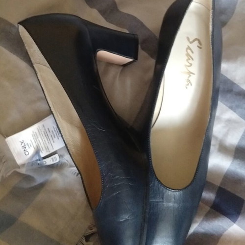 Scarpa Optimal leather high heels new, navy blue