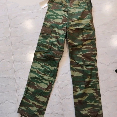 Army pants xs 36 and army shirt xs new with tags