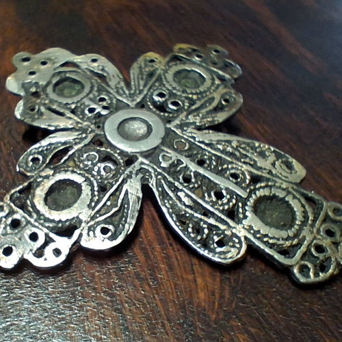 Traditional Gianniotiko Filigree Cross 1950 vintage, like new