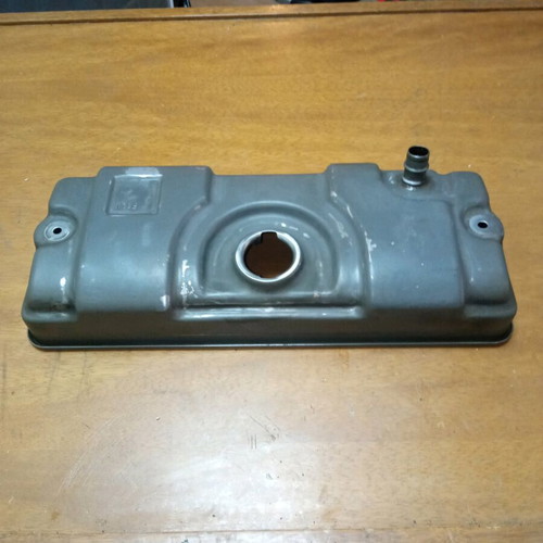 Engine head cover used for Peugeot 106 and Citroen Saxo