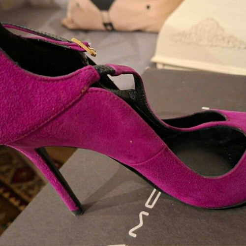 Mourtzi Clover purple pumps size 38.5 like new