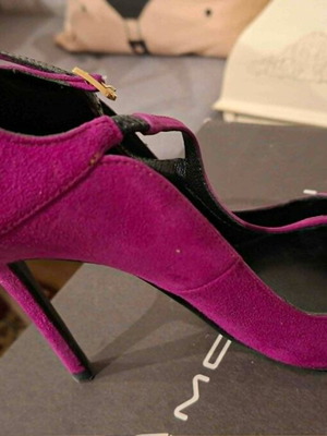 Mourtzi Clover purple pumps size 38.5 like new