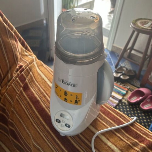 Dr. Brown's Bottle Warmer like new, white with gray lid