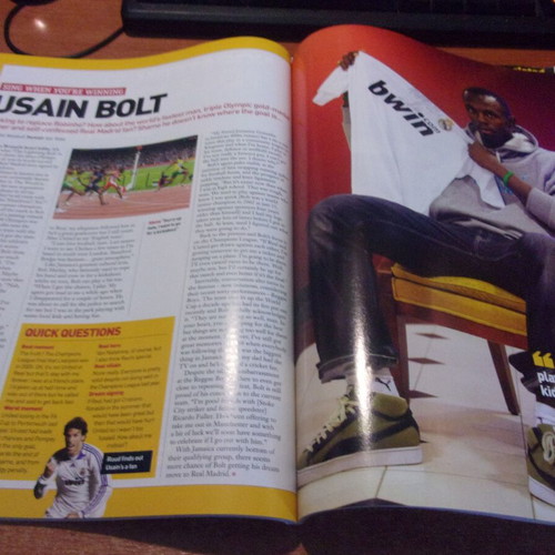 Four Four Two November 2008 like new