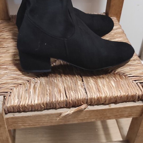 Over the knee boots like new, size 39, black