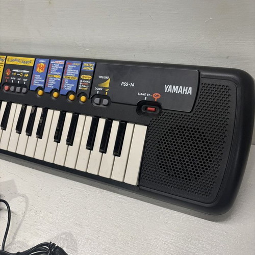 Yamaha PSS-14 synthesizer like new