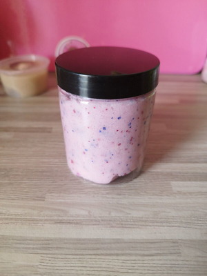 Slime with glitter 170 ml, strawberry scent, pink