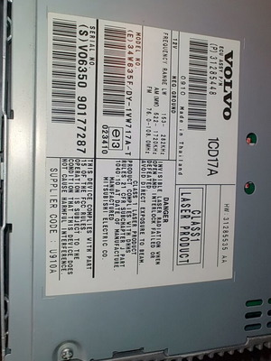 Radio CD Volvo 1CD17A used with CD tray issue