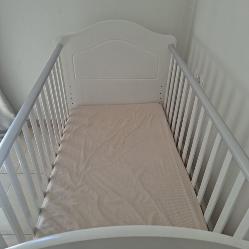 Convertible Baby Cot with Mattress by Grecostrom like new