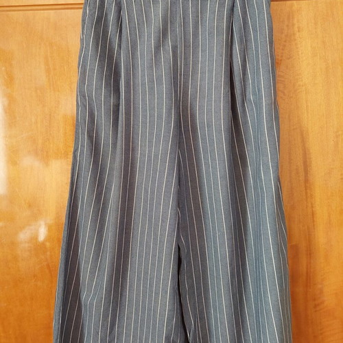Namaste cotton pants like new, ankle length, white and blue