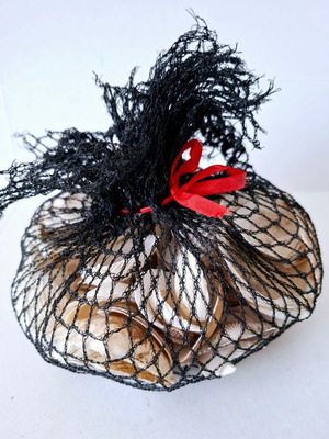 Natural clam shells 750g in original packaging