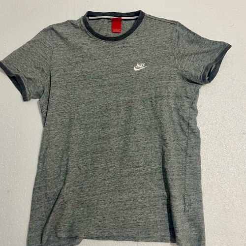 Nike NSW Legacy Knit T-Shirt grey, like new