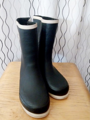 Children's rain boots with inner fur, size 35, blue and white