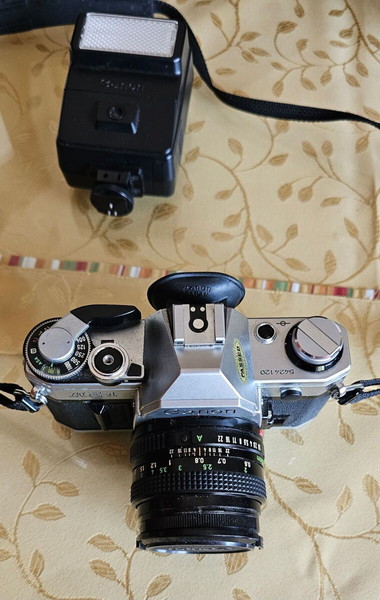 Canon AE 1