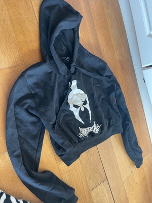 Cropped hoodie used, black and white, size L