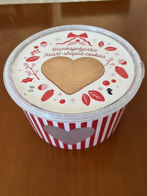 White and red box with hearts and large capacity new