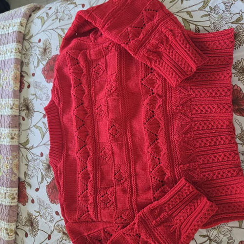 Zara soft sweater like new, size 140 cm, red