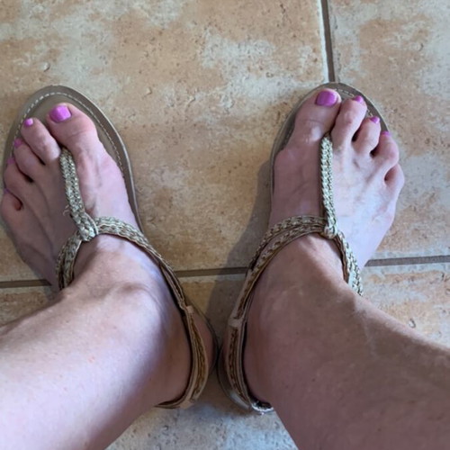Accessorize gold leather sandals, size 38