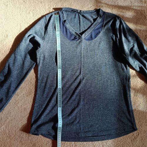Bodymove viscose blouse new with V neckline and transparency design