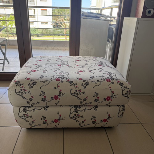 Fabric stool in cream color, like new