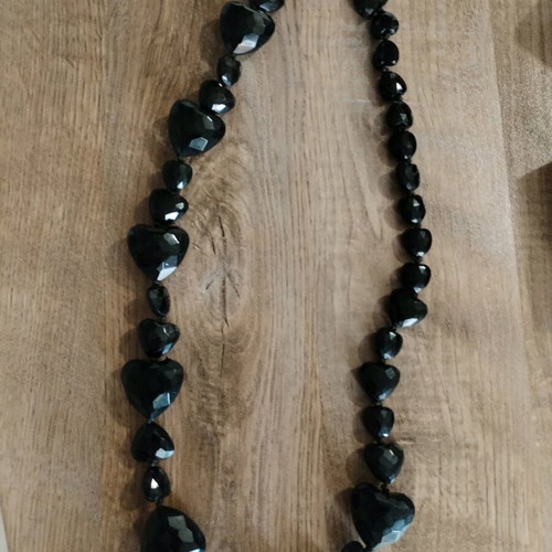 Women's necklace with black hearts new