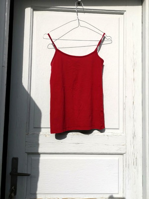 Γυναικείο T-shirt κόκκινο μεταχειρισμένο μέγεθος small