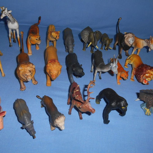 Animal figures used, set of 21 pieces