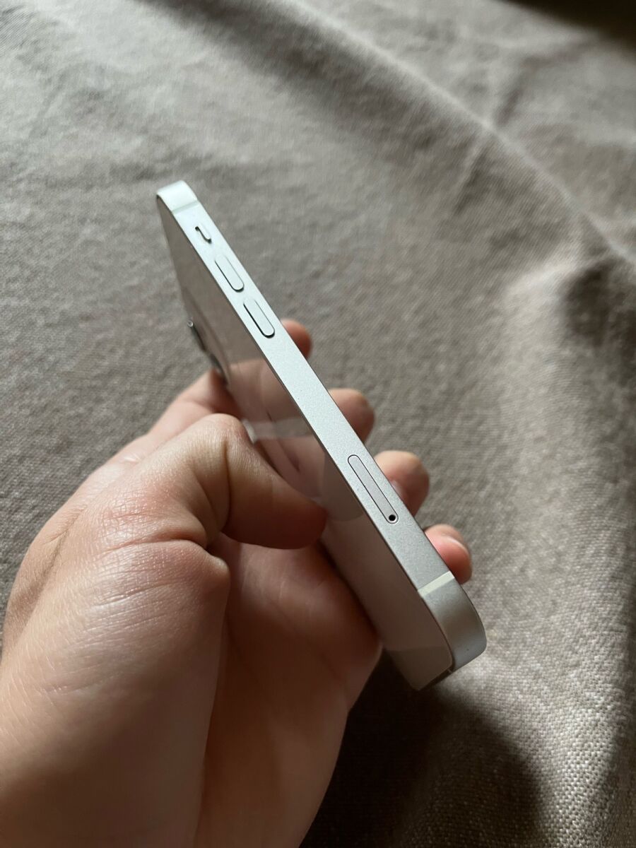 IPhone 12 Mini 128GB used, white, 93%… - € 130,00 - Vendora.cy
