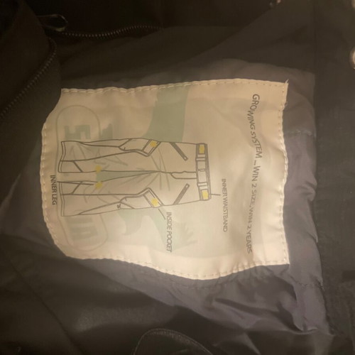 Salewa kids ski suit like new, 140cm adjustable size
