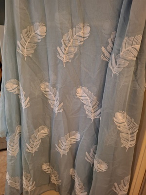 Curtain aquamarine with white embroidered feathers, like new, 450x275cm
