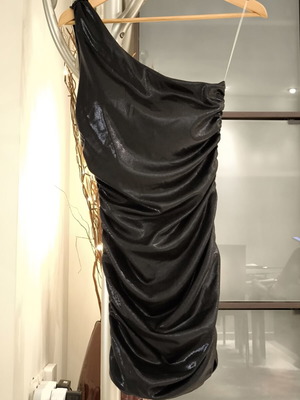 Evening dress new, size Medium, black
