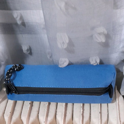 Coolbee barrel pencil case new, blue