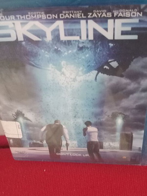 Skyline Blu-Ray καινούργιο, δράσης περιπέτεια με υπότιτλους
