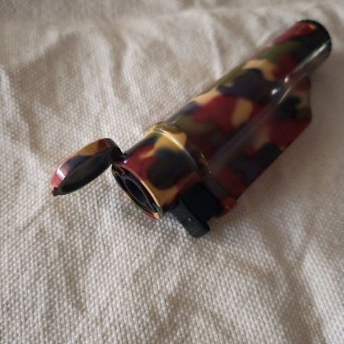 Metal windproof lighter like new