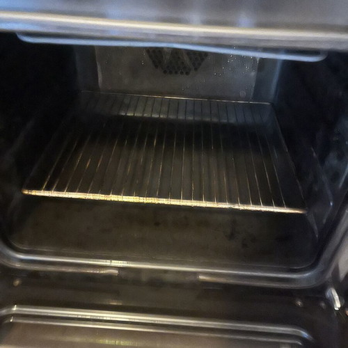 Siemens kitchen stove used