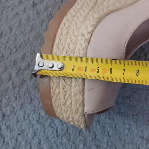 Platform sandals size 36 used, beige