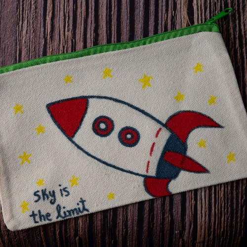 Hand-painted toiletry bags pack of 12 like new