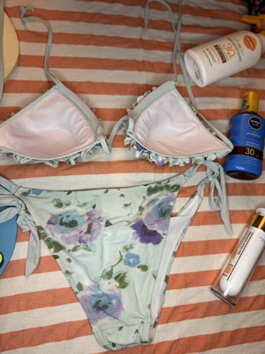 Floral Bikini Set με 3D λουλούδια σαν καινούργιο, παστέλ αποχρώσεις