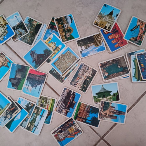 Knowledge cards used, pack of 42 pieces