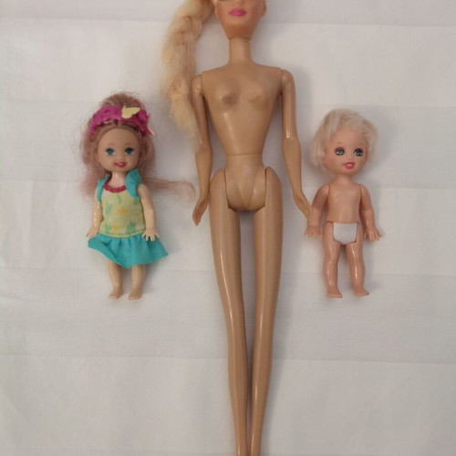 Barbie and 2 kids used, pack