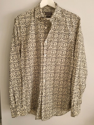 Zara men beige shirt with ethnic print, size L, like new