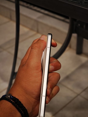 Xiaomi 15 Ultra with broken screen, sold as is with box