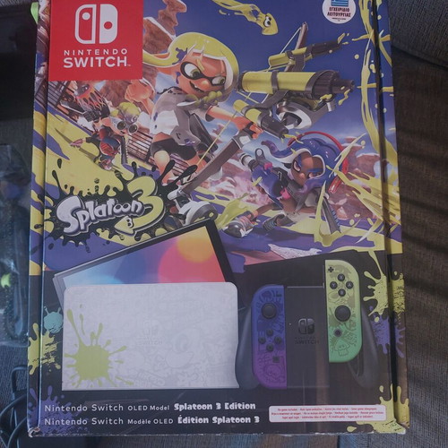Nintendo Switch OLED Splatoon Edition like new with screen protector