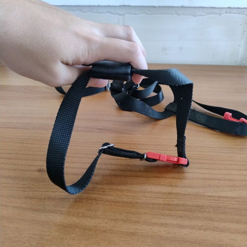 Dog leash black with vest-type fastening like new