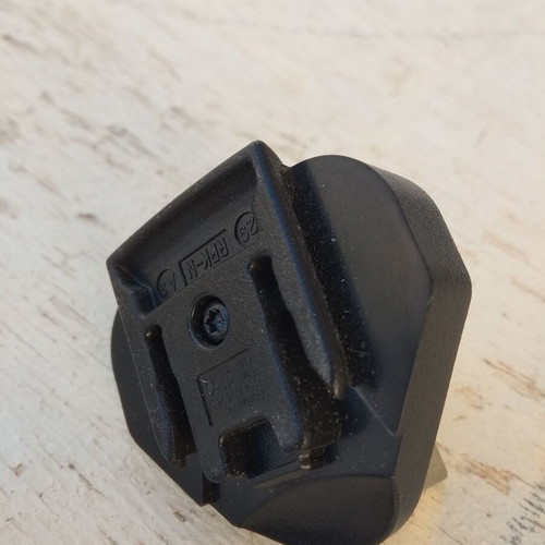 Adaptor plug from universal to UK new