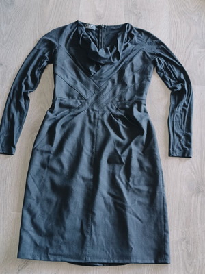 Clips long-sleeve dress black, like new, size L