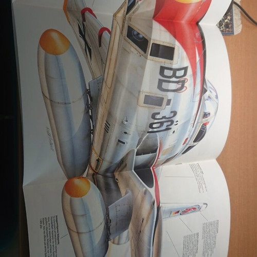 Airplane magazine issues 8 to 13 like new