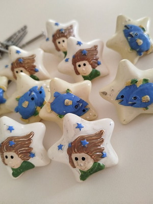 Little Prince knobs set of 16 like new