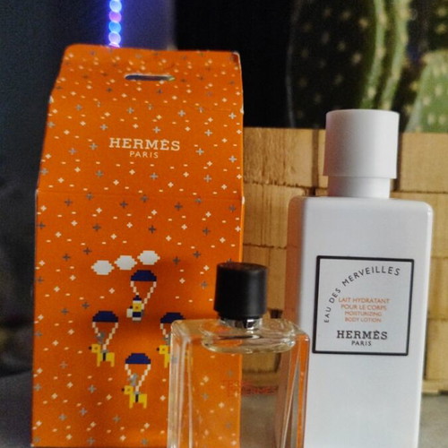 Hermes Set Perfume Terre d'Hermes 5 ml and Body Lotion Eau des Merveilles new